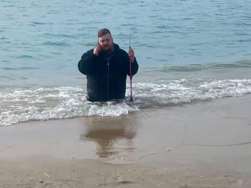 quicksand meme template